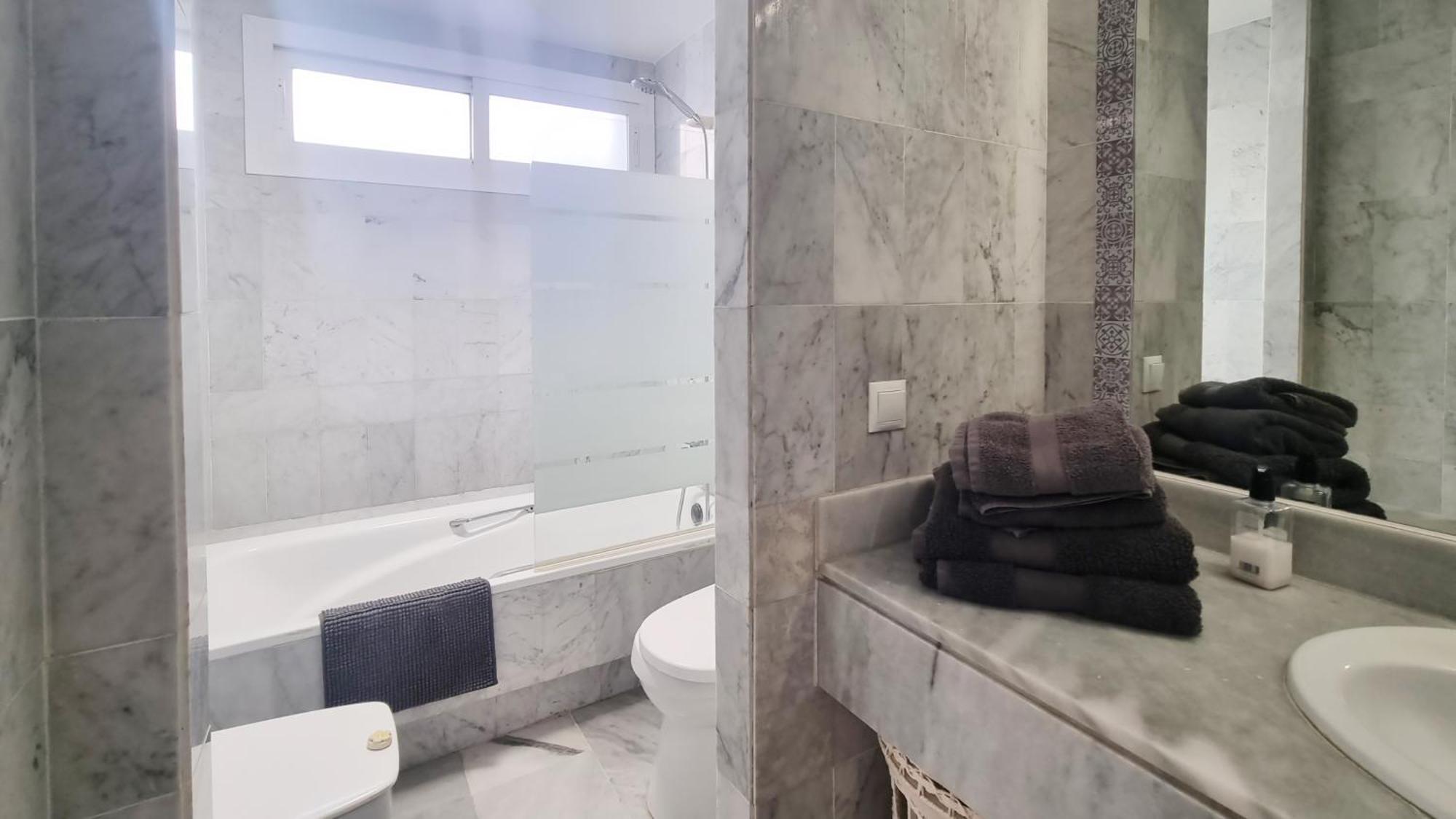 4 Bed House With Pool Walk To Puerto Banus Fast Internet Villa Marbella Buitenkant foto